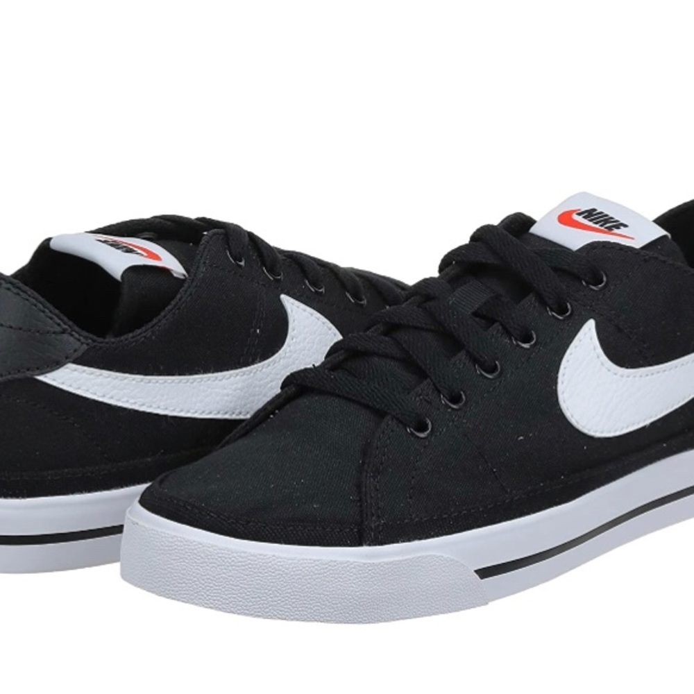 NIKE (Unisex) MENS size 8= woman’s 9.5 COURT LEGACY SNEAKER BLACK. Like new